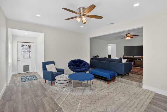 7219 10th St, Rio Linda, CA 95673