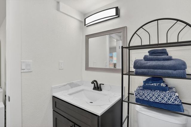 7219 10th St, Rio Linda, CA 95673