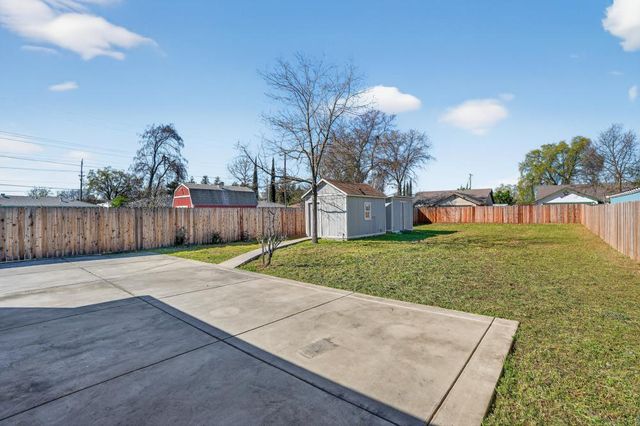7219 10th St, Rio Linda, CA 95673