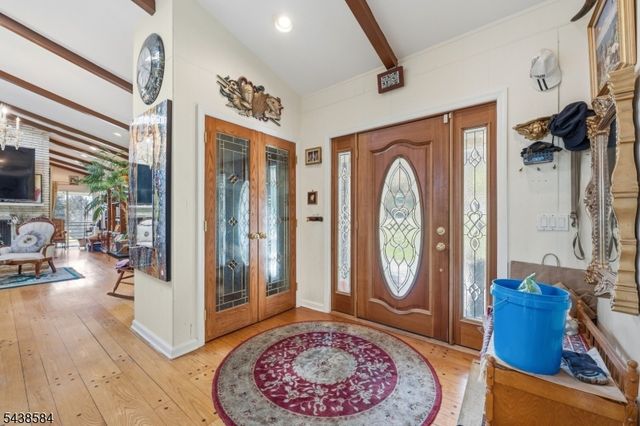 29 Farview Rd, Millburn Twp., NJ 07041