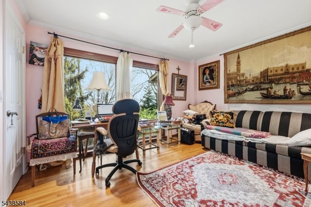 29 Farview Rd, Millburn Twp., NJ 07041