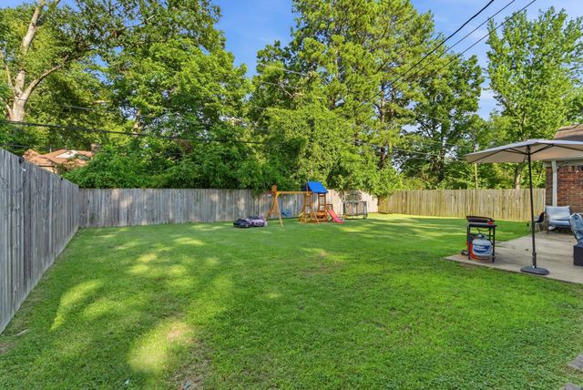 1614 STERLING DR, Memphis, TN 38119