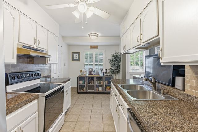 1614 STERLING DR, Memphis, TN 38119