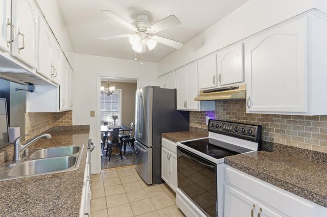 1614 STERLING DR, Memphis, TN 38119