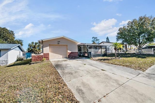 1507 COPPERTREE DRIVE, Tarpon Springs, FL 34689
