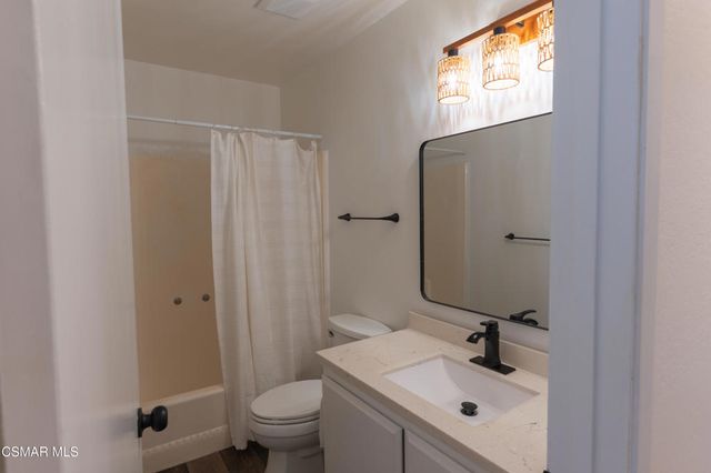 2511 E Harbor Boulevard 1, Ventura, CA 93001