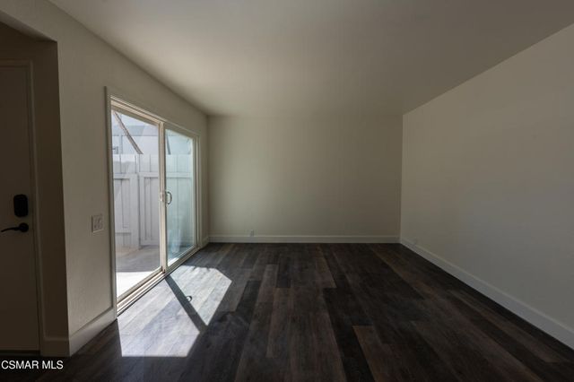 2511 E Harbor Boulevard 1, Ventura, CA 93001