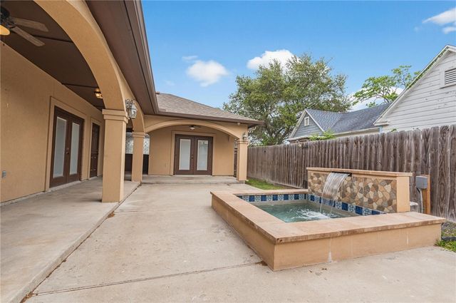 433 Louisiana Ave, Corpus Christi, TX 78404