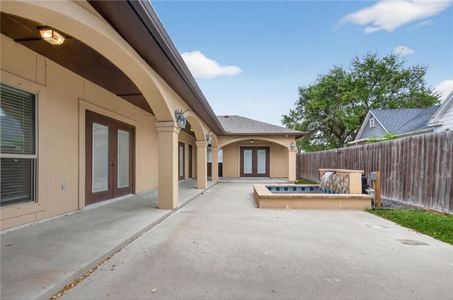 433 Louisiana Ave, Corpus Christi, TX 78404
