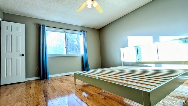 10 Ledgewood Drive 10, Brookfield, CT 06804