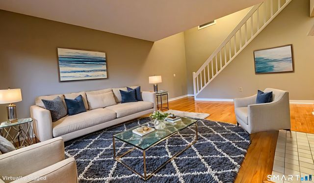 10 Ledgewood Drive 10, Brookfield, CT 06804