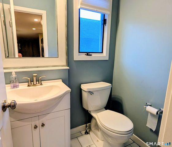 10 Ledgewood Drive 10, Brookfield, CT 06804