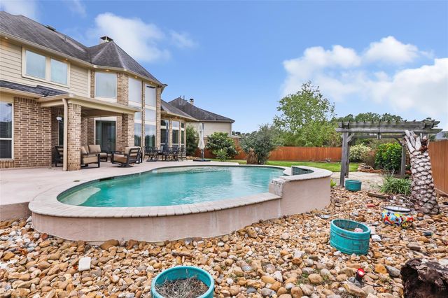 16011 Verdi Way Court, Houston, TX 77044