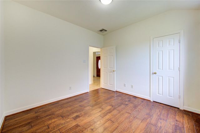 702 Hollyhock Drive, Stafford, TX 77477