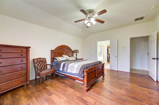702 Hollyhock Drive, Stafford, TX 77477