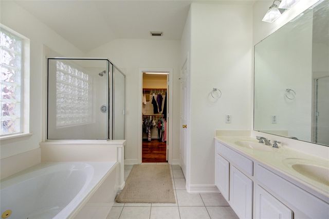 702 Hollyhock Drive, Stafford, TX 77477