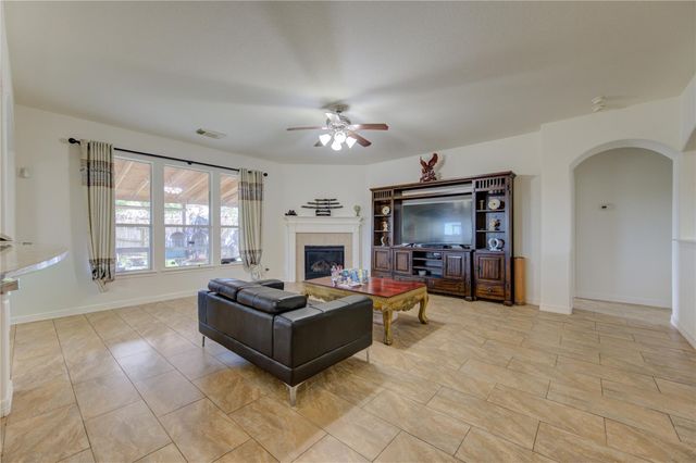 702 Hollyhock Drive, Stafford, TX 77477