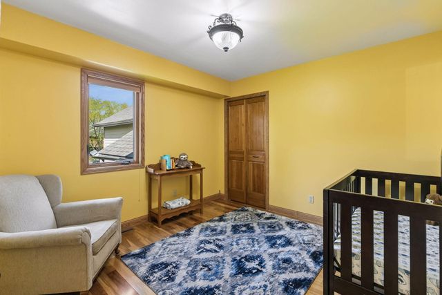 3950 Denmark Avenue, Eagan, MN 55123