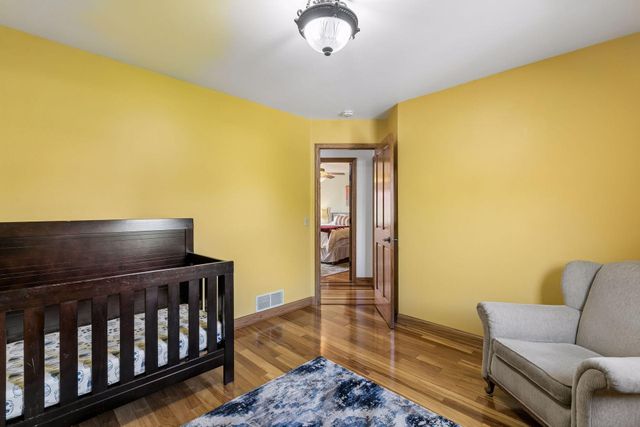3950 Denmark Avenue, Eagan, MN 55123
