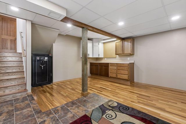 3950 Denmark Avenue, Eagan, MN 55123