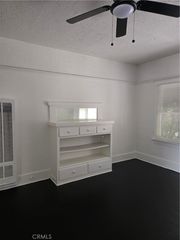 942 E 2nd 15, Long Beach, CA 90802