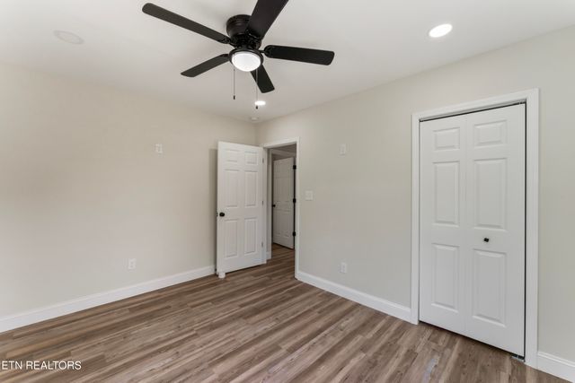 1521 Riverside Rd, Knoxville, TN 37914