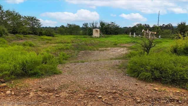 38282 310th Avenue, Wister, OK 74966