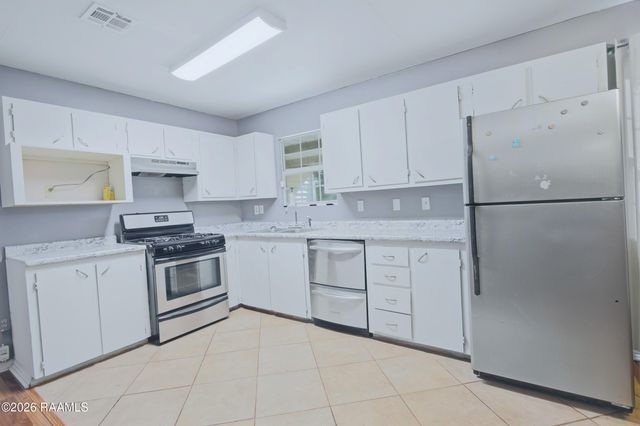 155 Plantation Drive, New Iberia, LA 70563