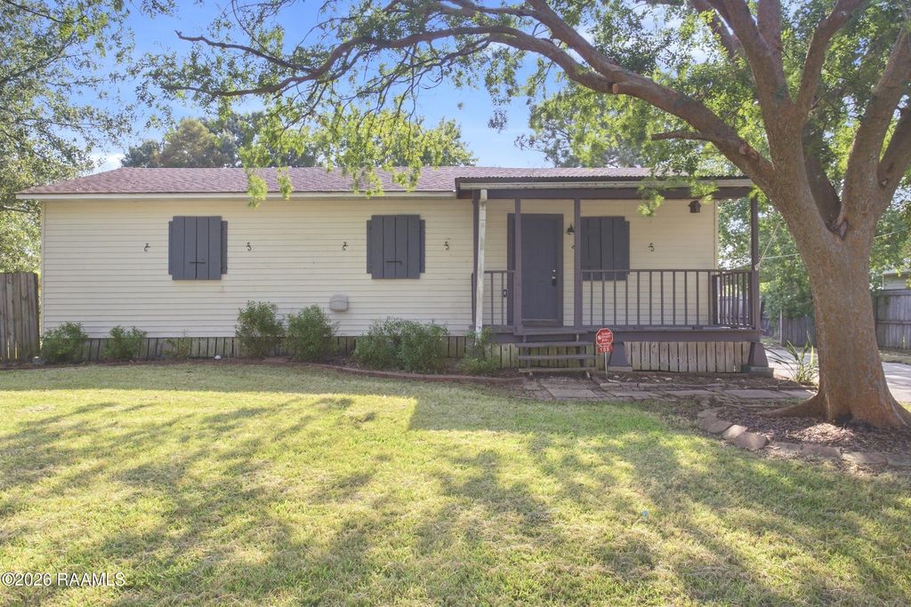 155 Plantation Drive, New Iberia, LA 70563
