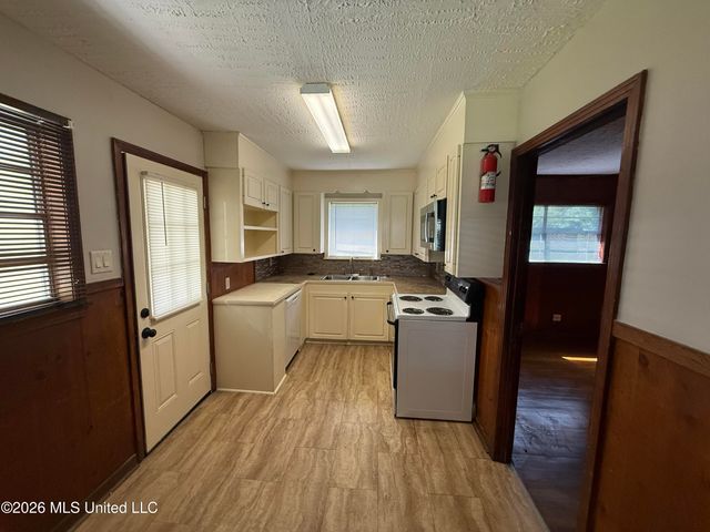4161 Shelton Street, Pearl, MS 39208