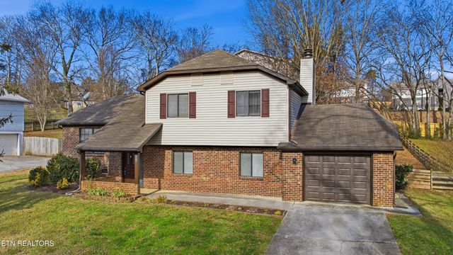 9309 Barrington Blvd, Knoxville, TN 37922