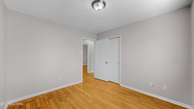 9309 Barrington Blvd, Knoxville, TN 37922