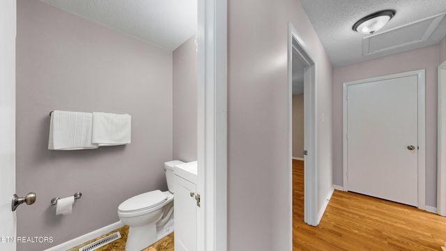 9309 Barrington Blvd, Knoxville, TN 37922