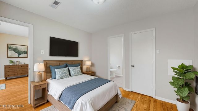 9309 Barrington Blvd, Knoxville, TN 37922