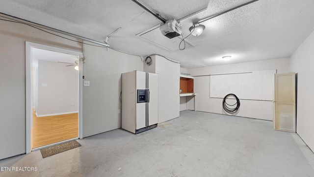 9309 Barrington Blvd, Knoxville, TN 37922