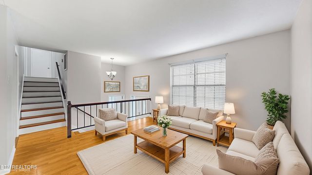 9309 Barrington Blvd, Knoxville, TN 37922