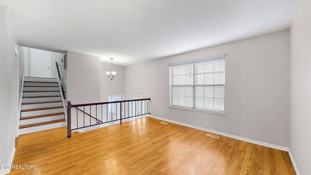 9309 Barrington Blvd, Knoxville, TN 37922