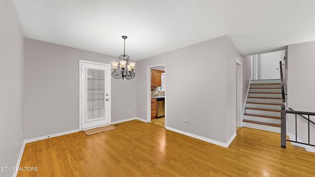 9309 Barrington Blvd, Knoxville, TN 37922