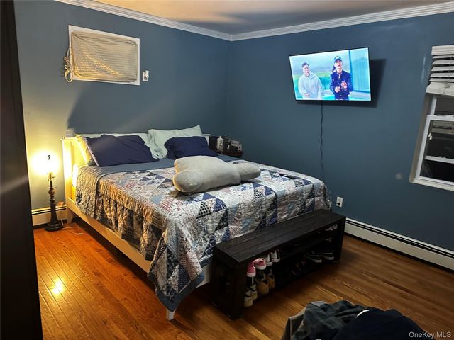 148-39 230th Place, Springfield Gardens, NY 11413