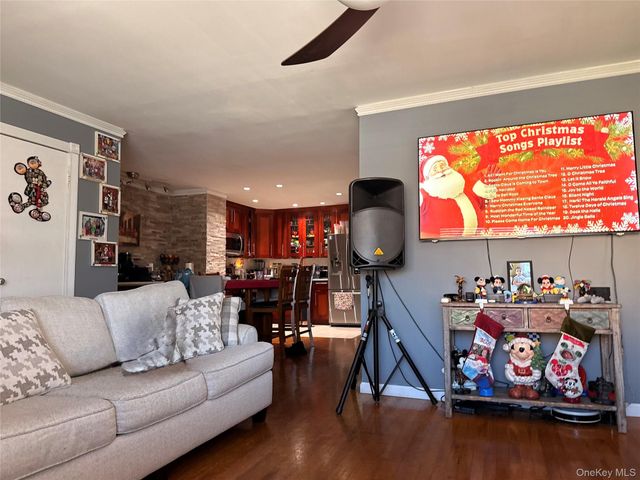 148-39 230th Place, Springfield Gardens, NY 11413