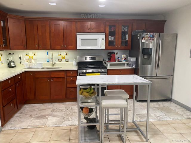 148-39 230th Place, Springfield Gardens, NY 11413