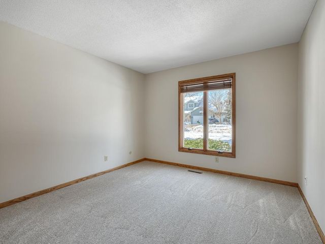 13511 Krestwood Drive, Burnsville, MN 55337