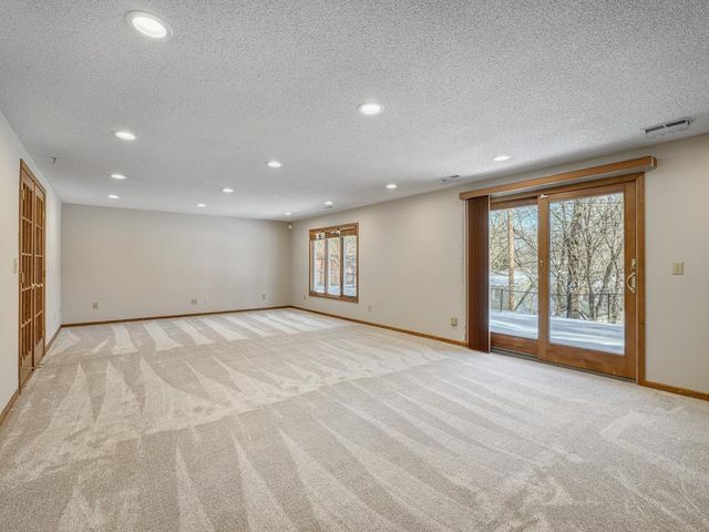 13511 Krestwood Drive, Burnsville, MN 55337