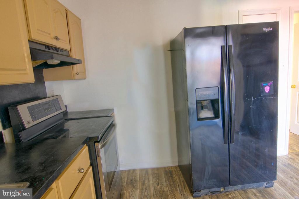 2050 LINDEN AVE #B, Baltimore, MD 21217