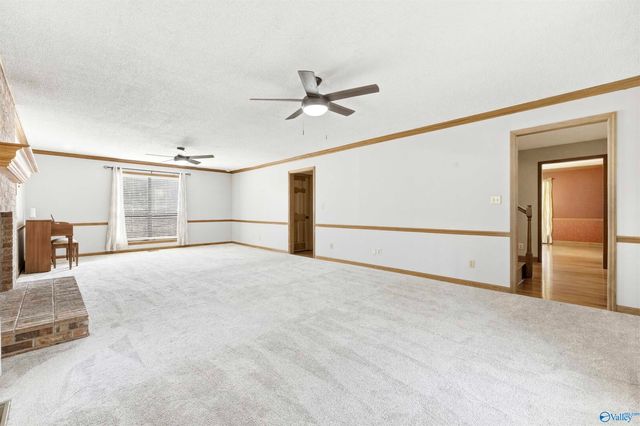 374 Shagbark Trail, Somerville, AL 35670