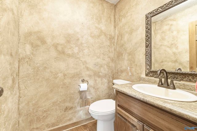 374 Shagbark Trail, Somerville, AL 35670