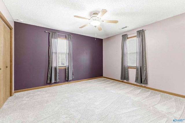 374 Shagbark Trail, Somerville, AL 35670