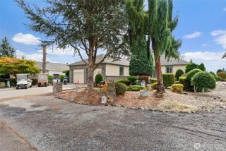 112 Village Way Drive, Chehalis, WA 98532