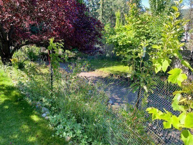 6494 Myrtle Dr, Nine Mile Falls, WA 99026