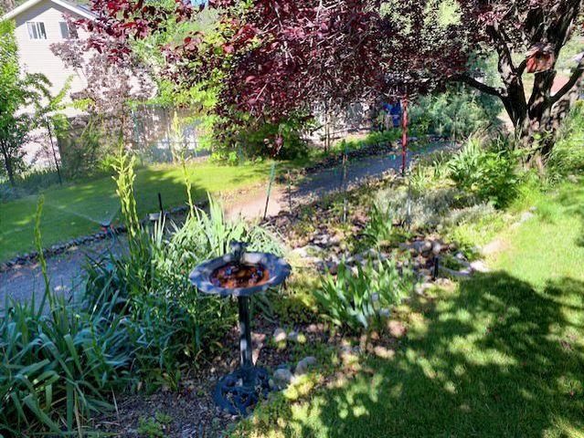 6494 Myrtle Dr, Nine Mile Falls, WA 99026